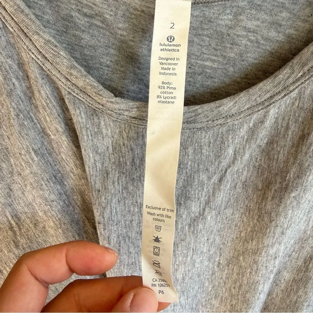 Lululemon Crescent Tank, Heathered Vapor (Gray), Size 2, EUC